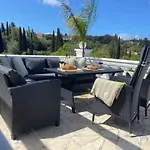 Villa By The Lake In Karoubatika Near Agios Ioannis
