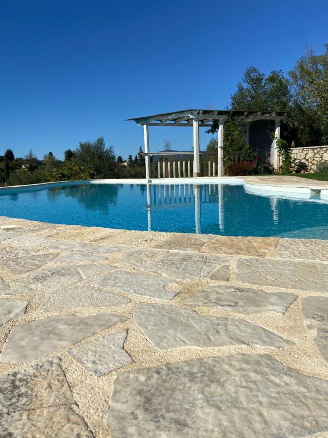Villa By The In Karoubatika Near